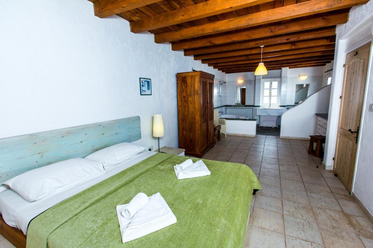 Villa Clarissa & Carmel View Пафос Екстериор снимка